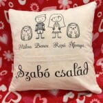 Családi párna egyedi nevekkel
