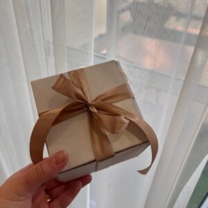 Karácsonyi díszcsomagolás